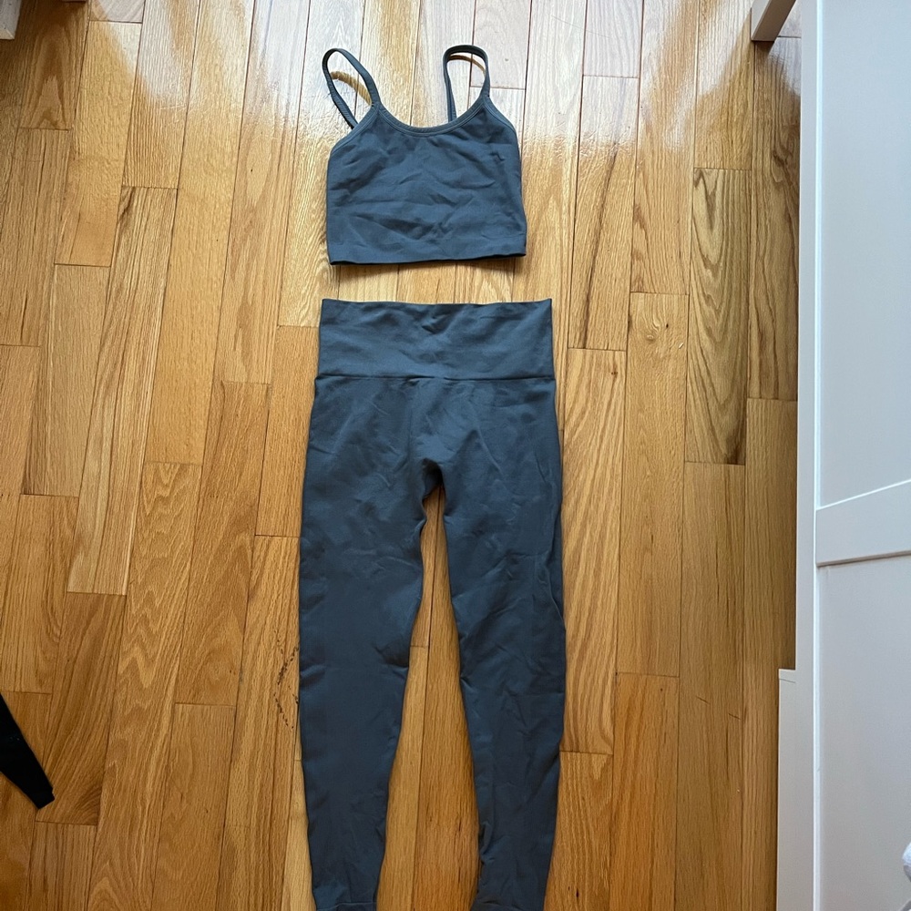 SET Active Charcoal Gray High-Waist Leggings & Crop Tank Set